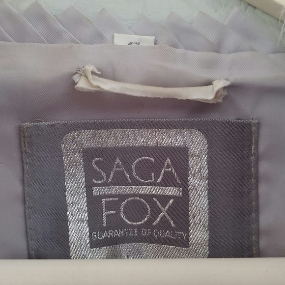 *SOLD* Vintage Fox Fur Coat - Picture 7 of 10